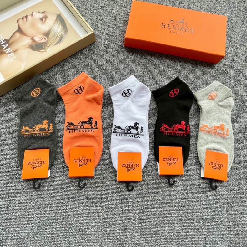 Hermes Sock 28